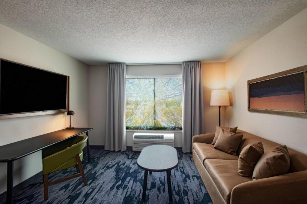 Fairfield Inn & Suites By Marriott オスカルーサ  エクステリア 写真